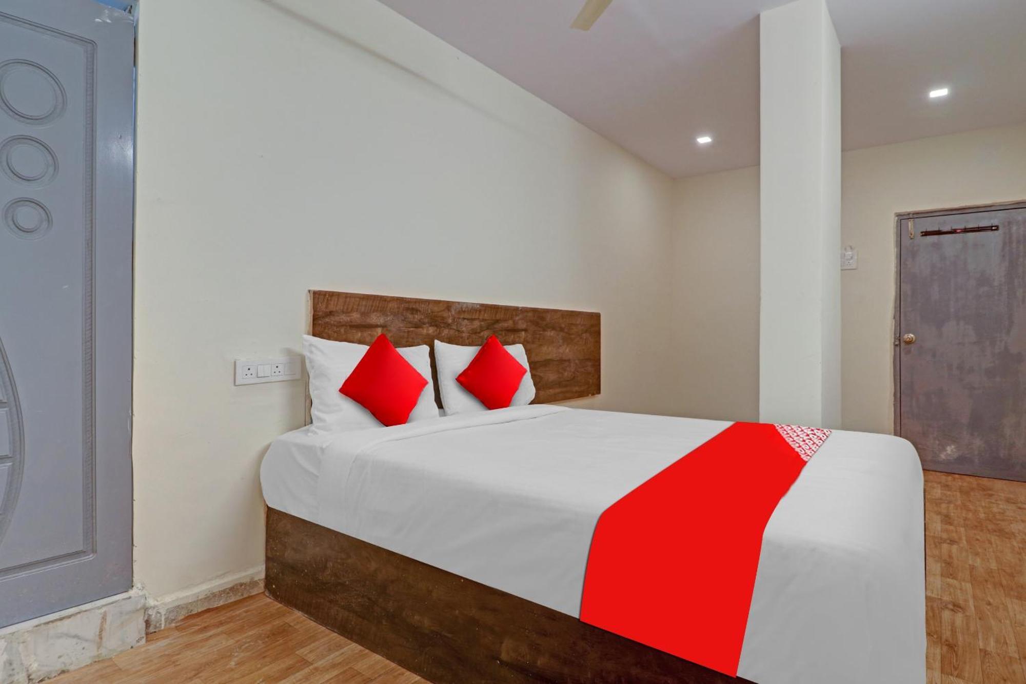 Hotel O R Square Bn Reddy Sururnagar Kültér fotó