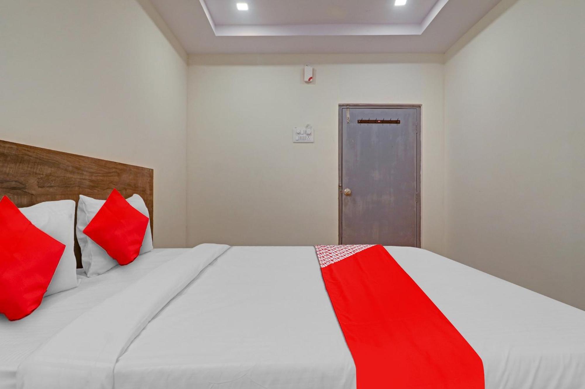 Hotel O R Square Bn Reddy Sururnagar Kültér fotó