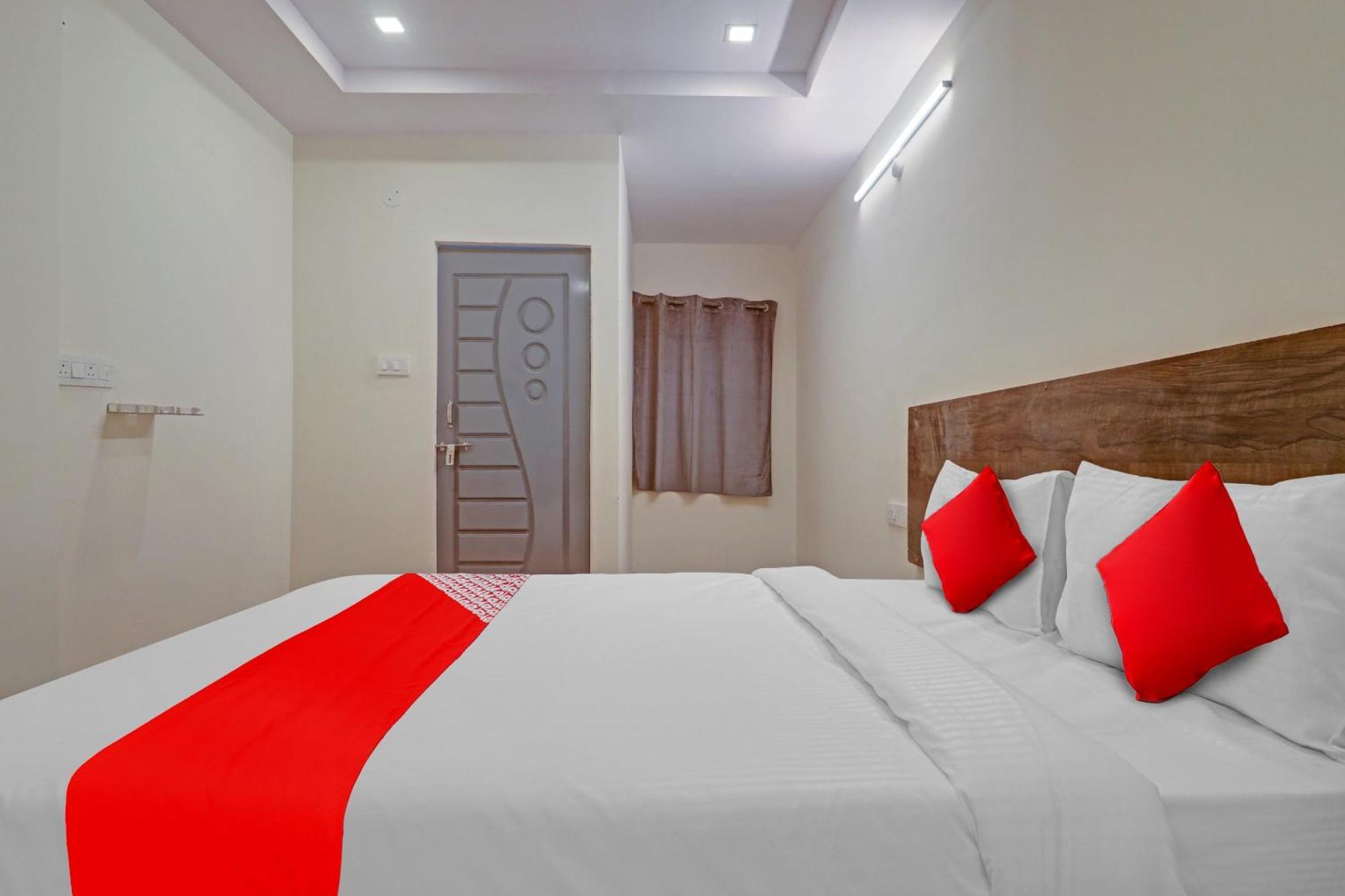 Hotel O R Square Bn Reddy Sururnagar Kültér fotó